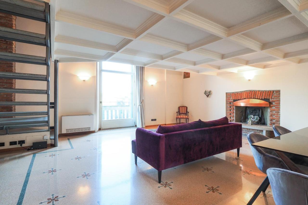 Unique Duomo Luxury Property มิลาน ภายนอก รูปภาพ