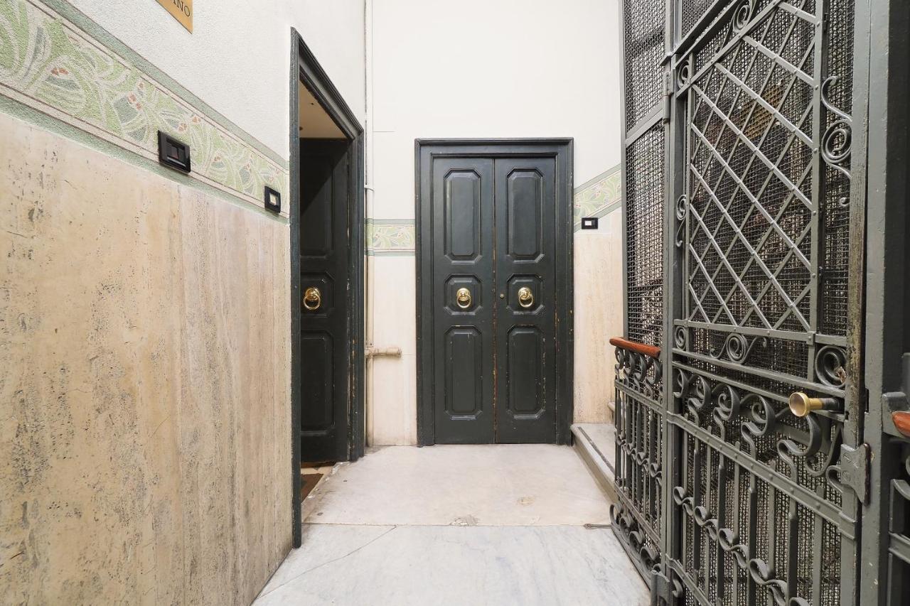 Unique Duomo Luxury Property มิลาน ภายนอก รูปภาพ