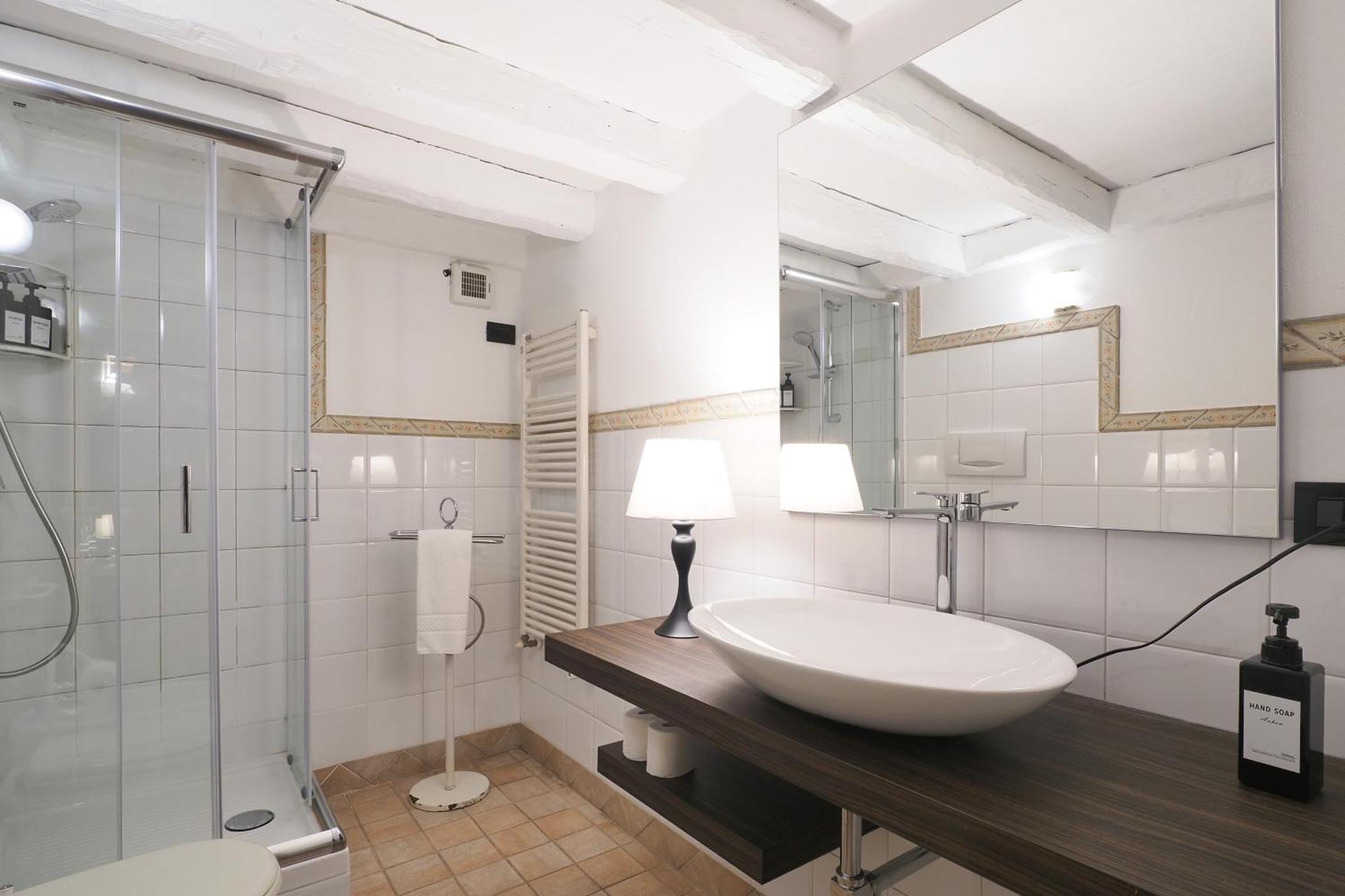 Unique Duomo Luxury Property มิลาน ภายนอก รูปภาพ