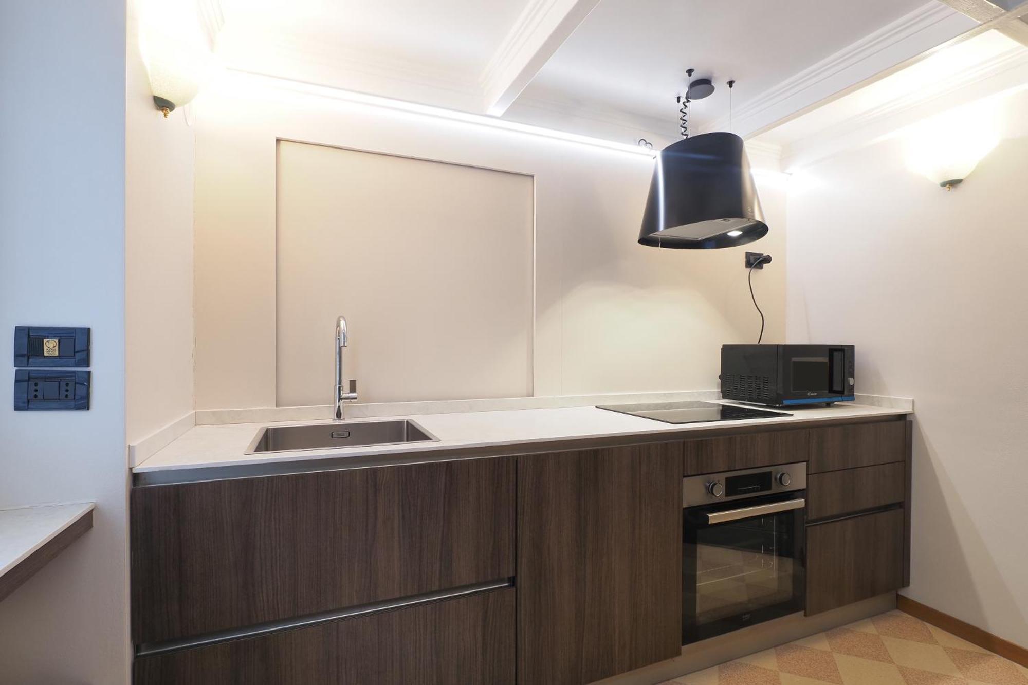 Unique Duomo Luxury Property มิลาน ภายนอก รูปภาพ
